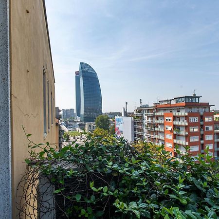Skyattic - 801 - Citylife - 1 Min Domodossola M5 Milano Esterno foto